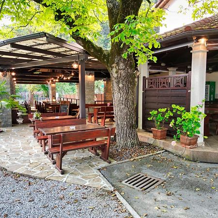 Domacija Bubec Villa Ilirska Bistrica Buitenkant foto