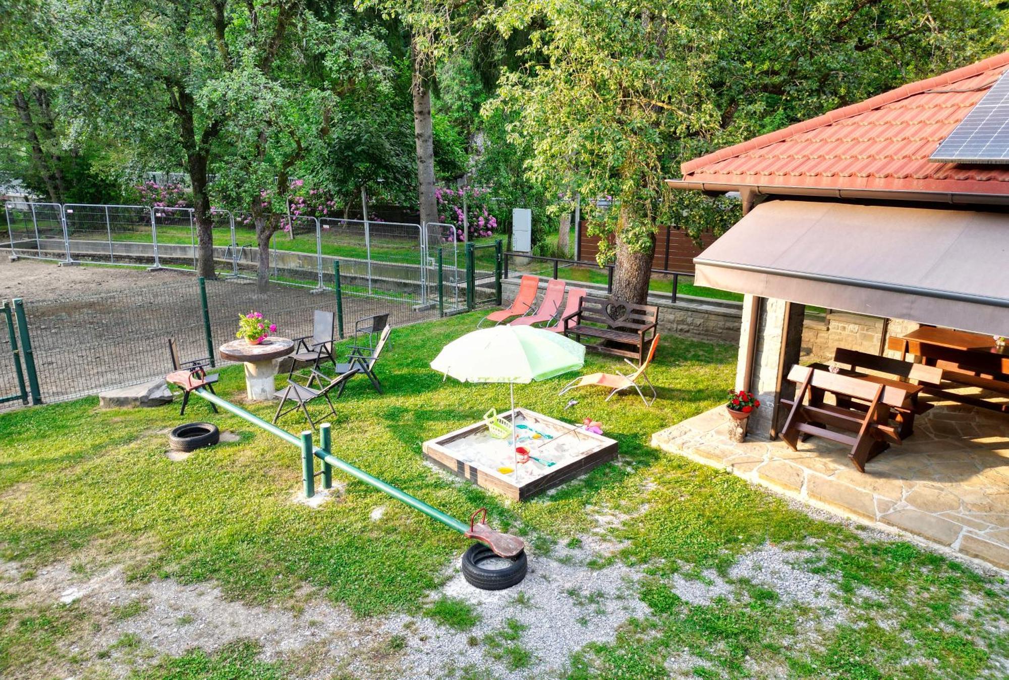 Domacija Bubec Villa Ilirska Bistrica Buitenkant foto