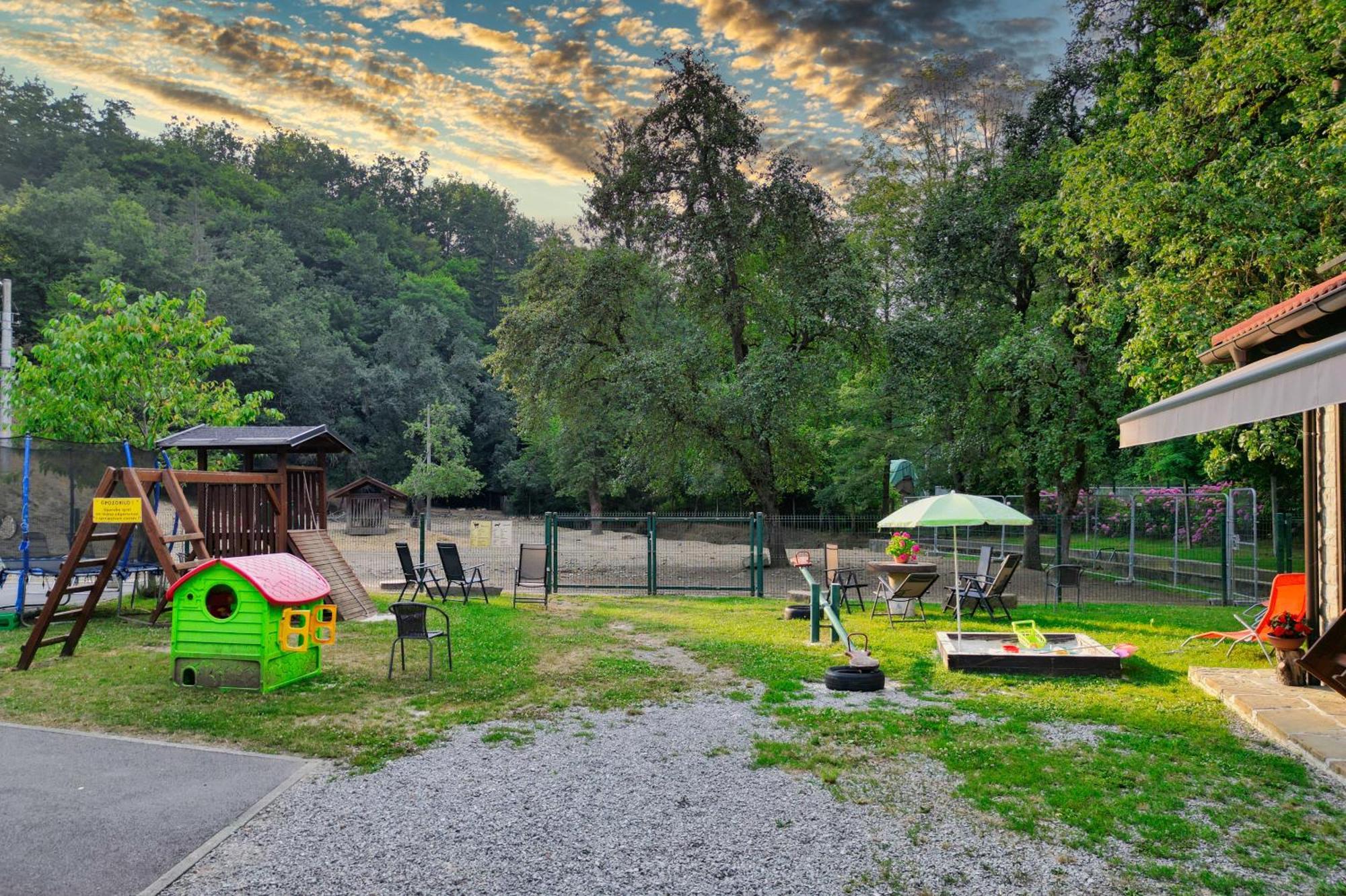 Domacija Bubec Villa Ilirska Bistrica Buitenkant foto