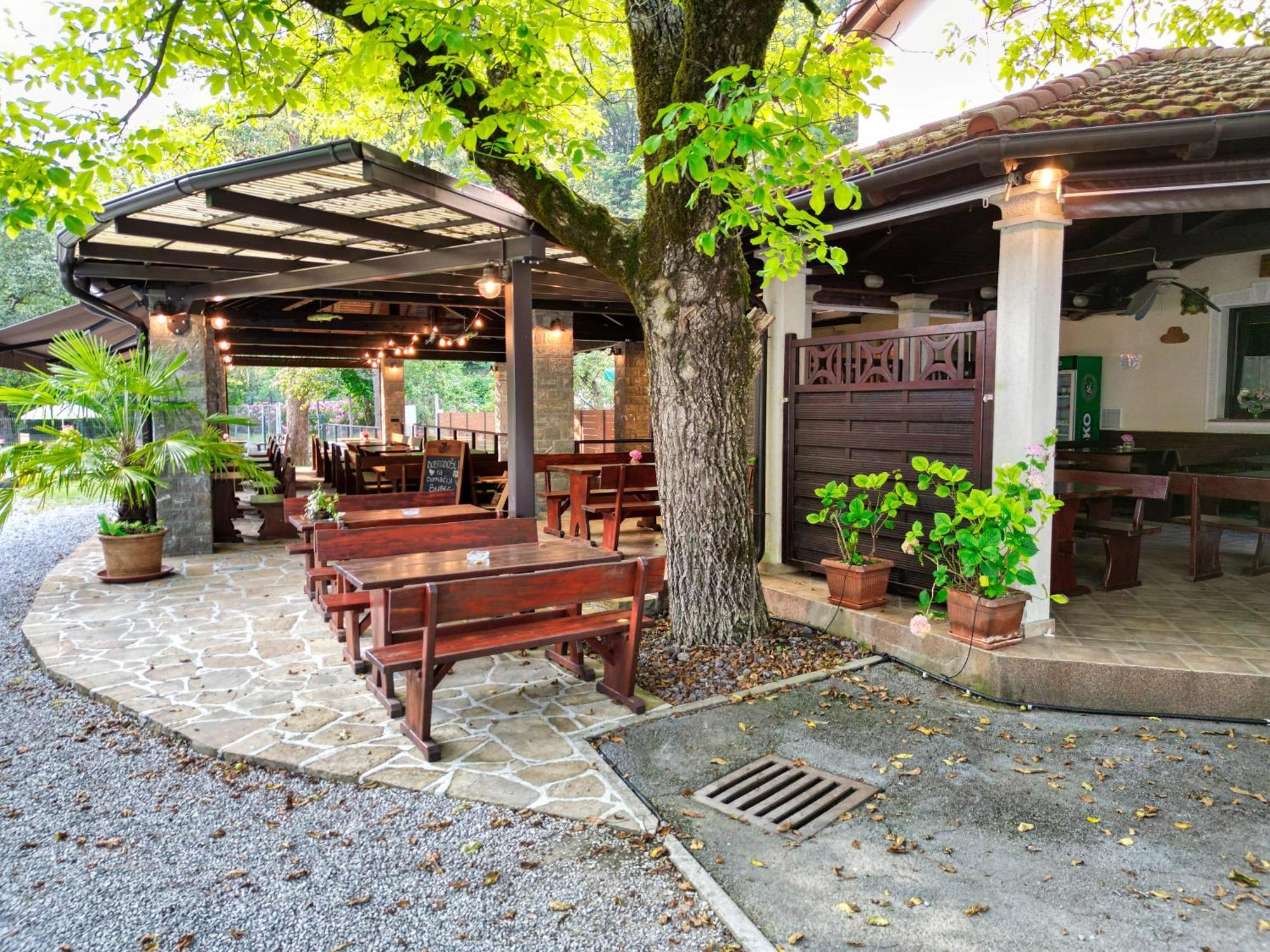 Domacija Bubec Villa Ilirska Bistrica Buitenkant foto