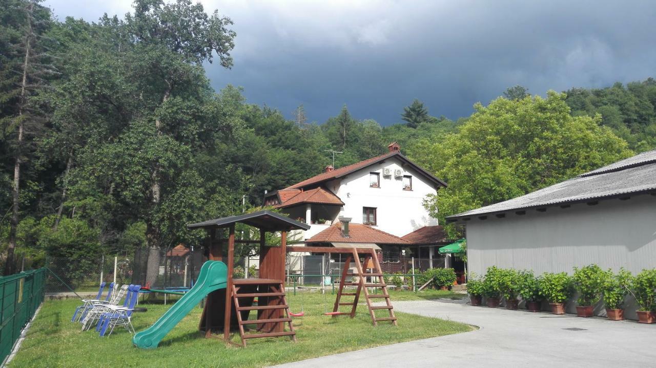 Domacija Bubec Villa Ilirska Bistrica Buitenkant foto